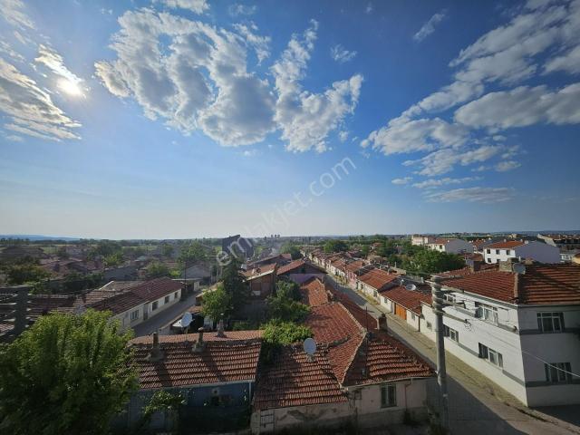 Tepebaşi içerisinde satılık Villa