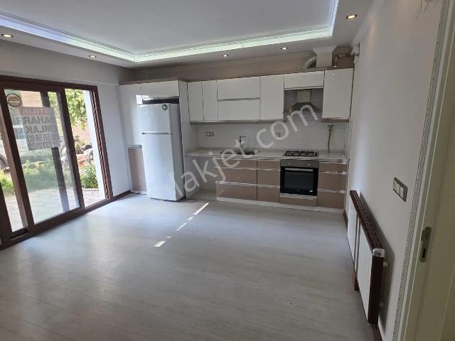 Tire, İzmir içerisinde satılık mülk