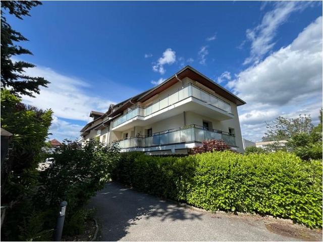 Studio location à Annecy