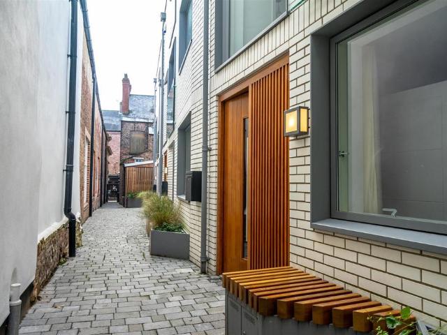 House for rent in Fishergate, York