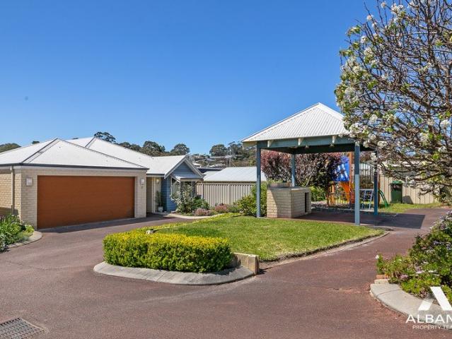 House for sale in Mira Mar, Albany
