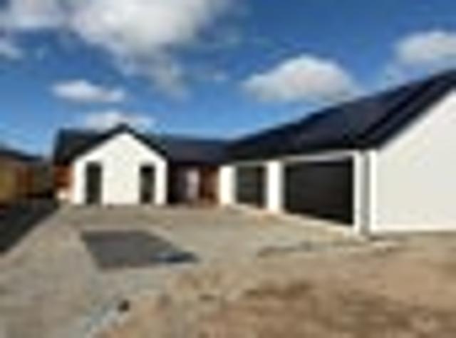 House for sale in Wilfield, West Melton
