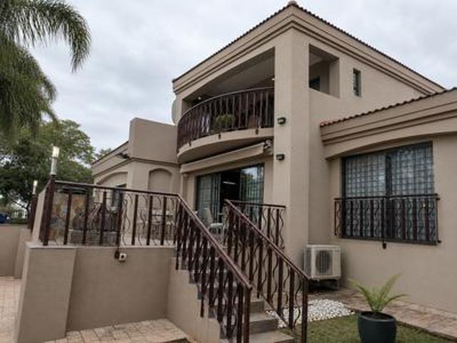 House for sale in Waterkloof, Gauteng