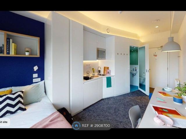 Studio for rent in Saint Pancras, Greater London