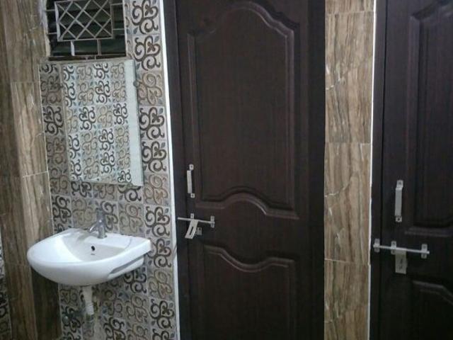 House for rent in Madya