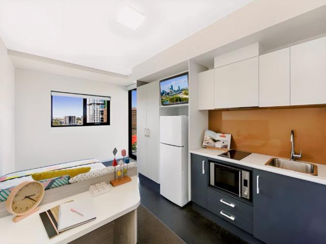 Granny Flat for rent in Toombul, Queensland