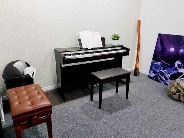 Granny Flat for rent in Toombul, Queensland