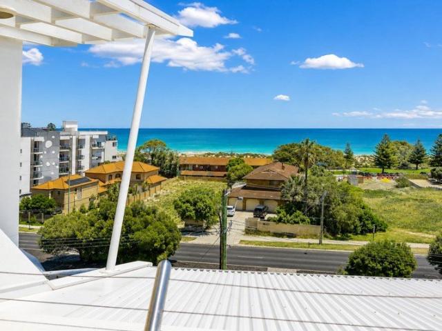 Apartment for sale in Scarborough, City of Stirling