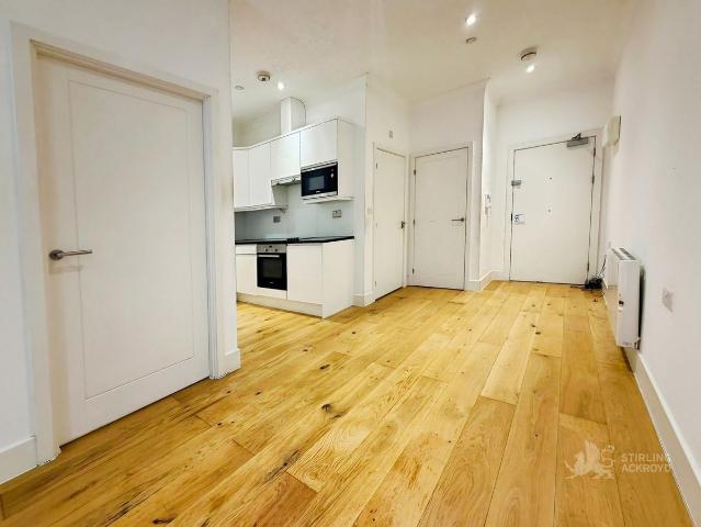 Apartment for rent in London Borough of Croydon, Greater London