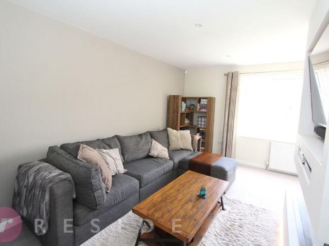 House for rent in Bagslate Moor, Burnedge