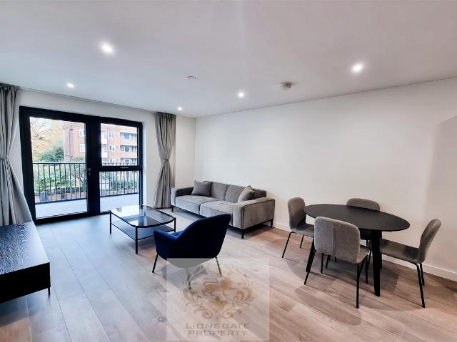 Apartment for rent in Brownswood Park, Stoke Newington