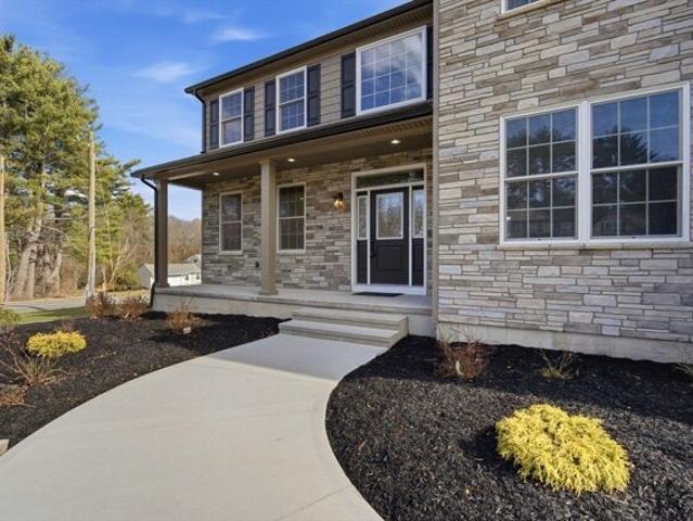 House for sale in Hampden, Massachusetts