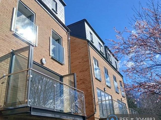House for rent in Norton Lees, South Yorkshire
