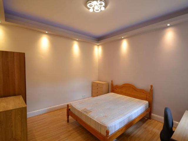 House for rent in Victoria Park, Manchester