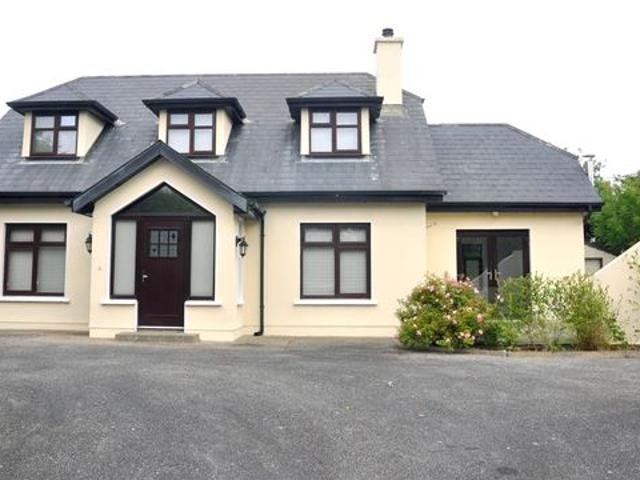 Farm for sale in Murntown