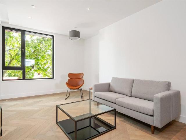 House for rent in Haggerston, Greater London