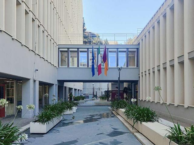 Ufficio in affitto a Municipio Roma VIII, Roma Capitale