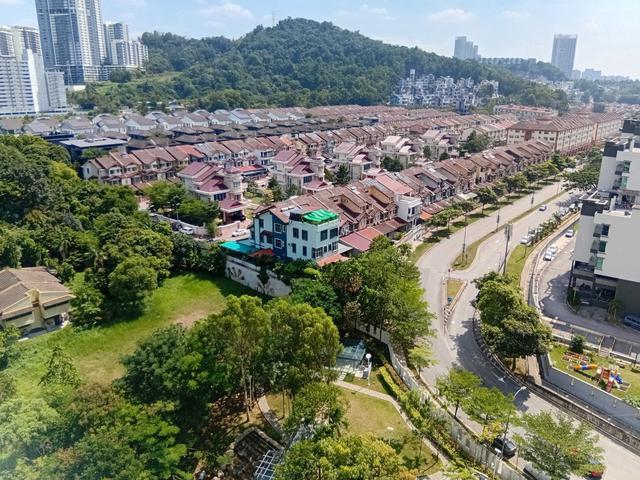 Condominium for rent in Country Heights Damansara, Kuala Lumpur