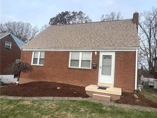 House for sale in Mckeesport