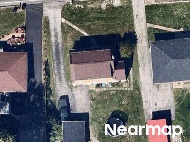 House for sale in Elizabeth