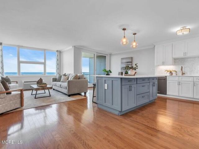 Condo for sale in Hilton, Atlantic Highlands