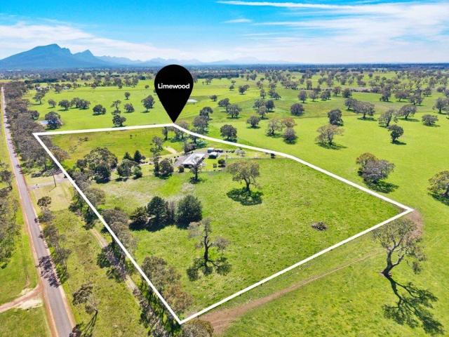 Cottage for sale in Dunkeld, Shire of Southern Grampians