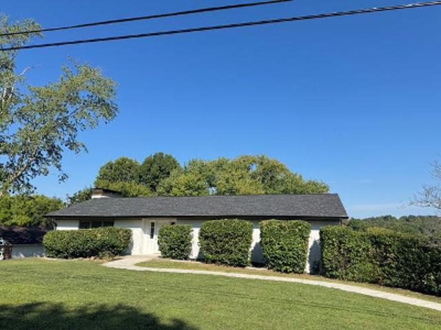 House for sale in Lakeview Estates, Louisville