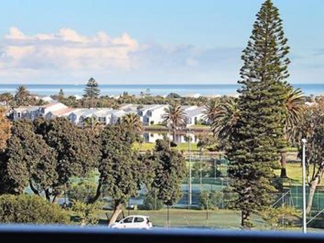 Apartment for sale in Milnerton, Western Cape
