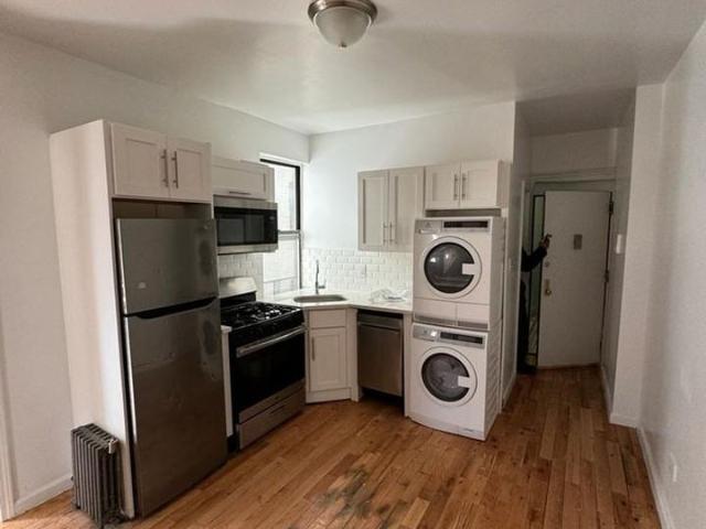 Apartment for rent in The Bronx, Arverne