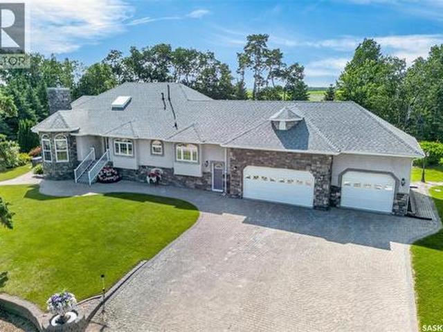House for sale in Saskatchewan