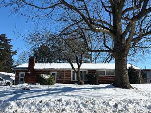 House for sale in Crossroads, Fairview Heights