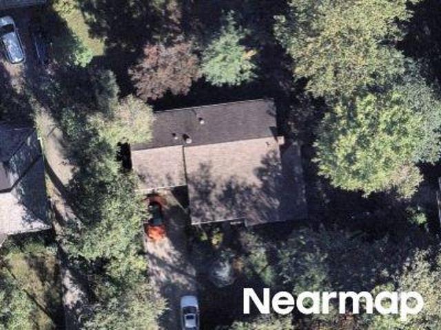 House for sale in Great Neck Hills, Village of Thomaston