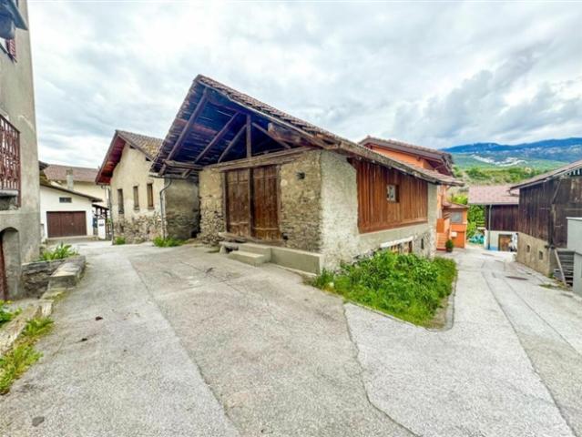 Bauernhaus kaufen in Chalais, Wallis