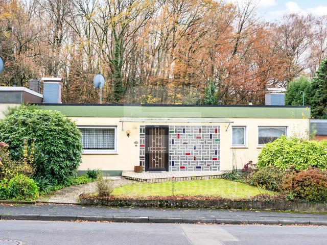 Bungalow kaufen in Moitzfeld, Bergisch Gladbach