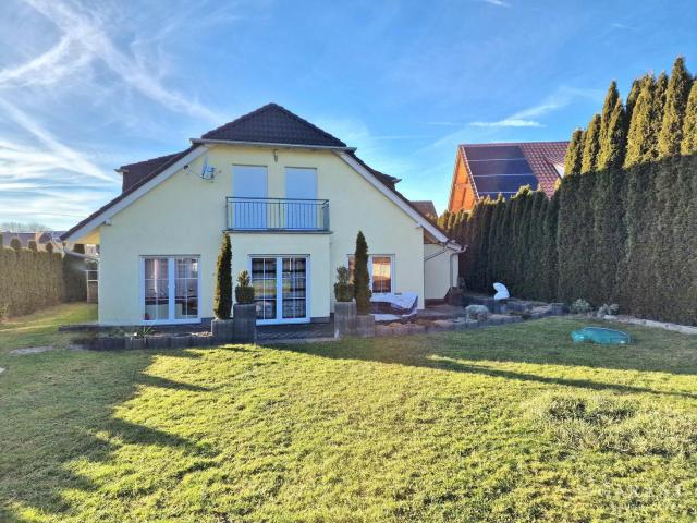 Villa kaufen in Ebersbach-Musbach, Baden-Württemberg