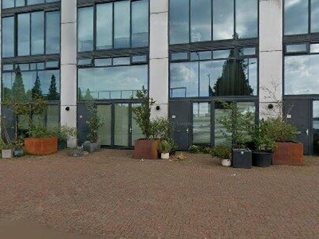 Bedrijfspand te huur in Schiemond, Rotterdam