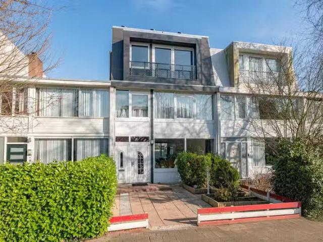 Landhuis te koop in Amstelveen