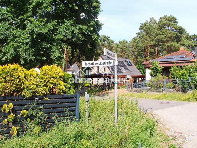 Erdgeschosswohnung kaufen in Schildow, Brandenburg