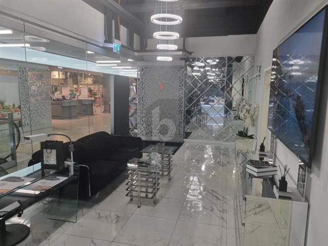 Atelier kaufen in Prilly, Waadt