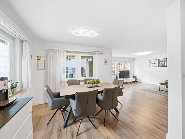 Wohnung kaufen in Dürnten, Zürich
