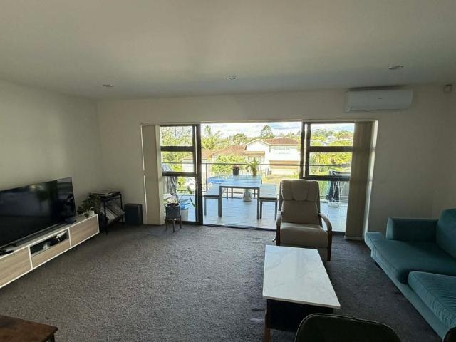 Apartment for rent in Wairau Valley