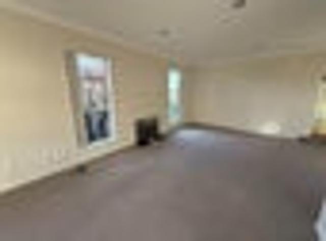 House for rent in Paremoremo, Oroua County