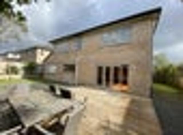 House for rent in Paremoremo, Oroua County