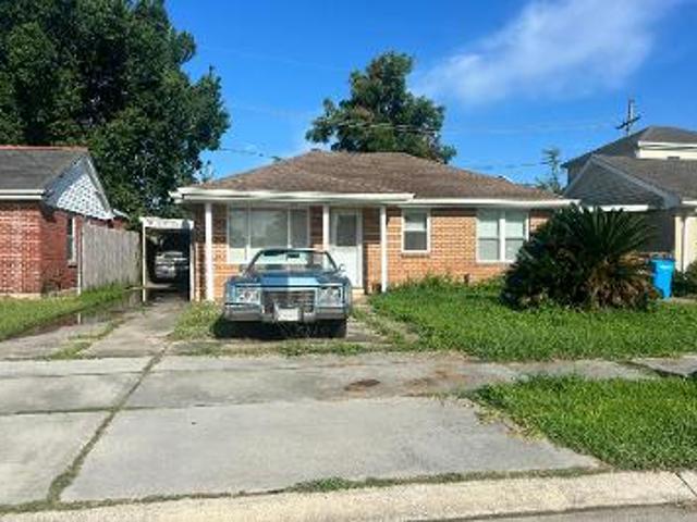House for sale in Arabi House for sale in Arabi