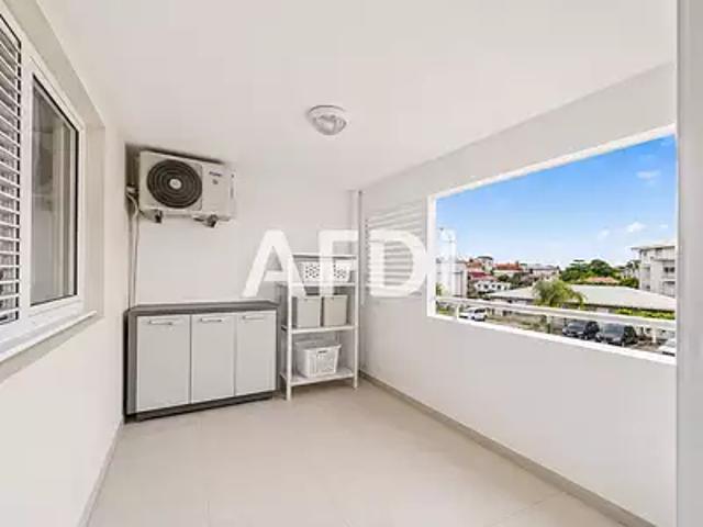 Appartement vente à L'Enclos, Schœlcher