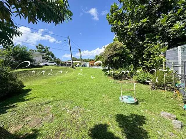 Terrain vente à L'Enclos, Martinique