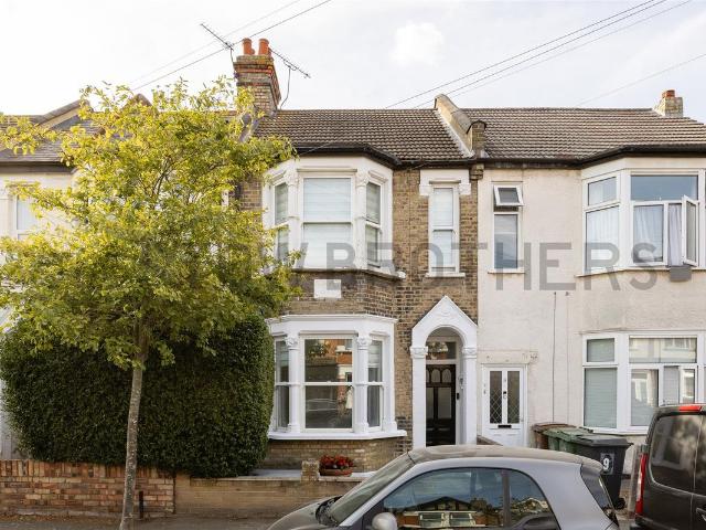 Apartment for rent in Chingford, Greater London