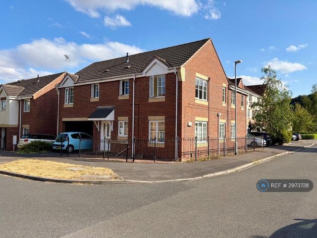 Apartment for rent in Berry Hill, Potters Corner