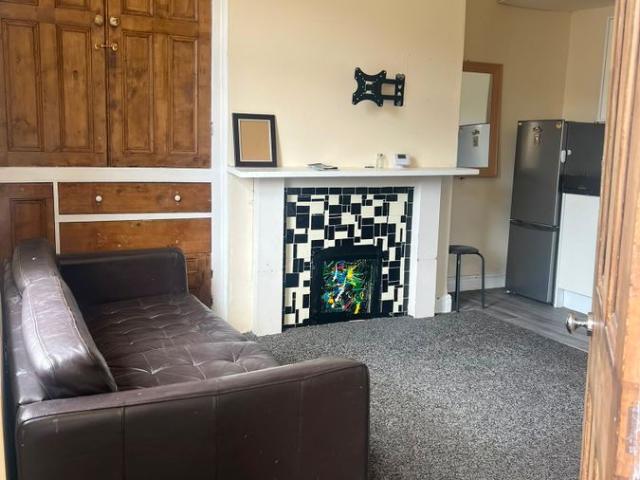 House for rent in Huddersfield, Kirklees