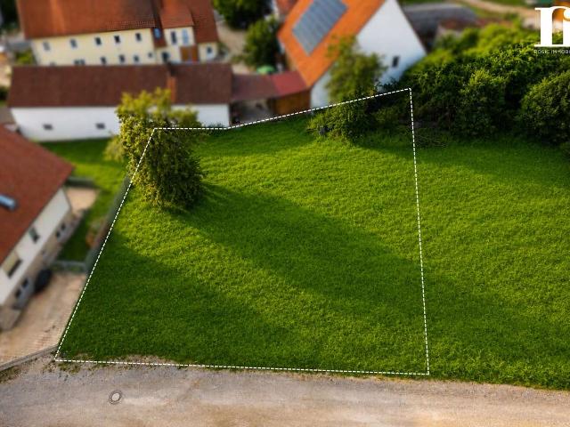 Erdgeschosswohnung kaufen in Dobenreuth, Pinzberg